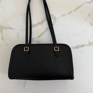 Swing Zip Shoulder Bag